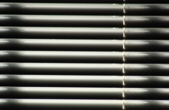 Zonwering 101: soorten, installatie, onderhoud en de voor- en nadelen onthuld